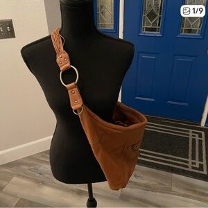 Gianni Bini Tan Leather Bag with Gold Zipper